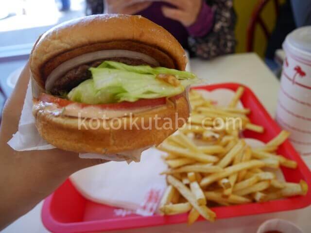 IN-N-OUT-BURGER