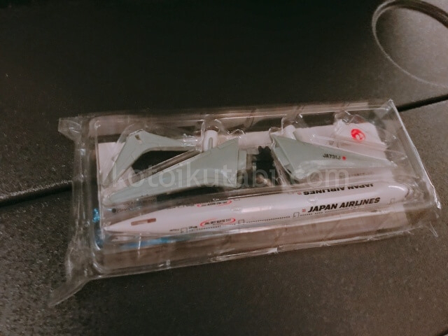 JALでもらった飛行機のおもちゃ